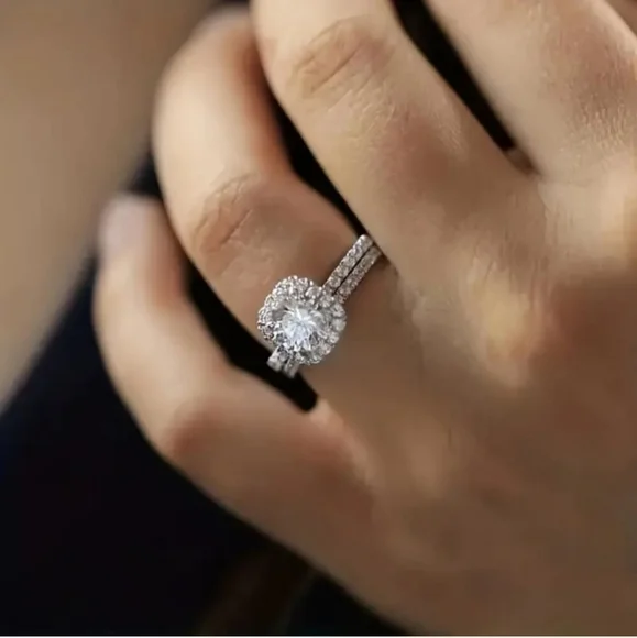 2 Pc Cubic Zirconia Alloy Ring Set - Picture 2 of 4